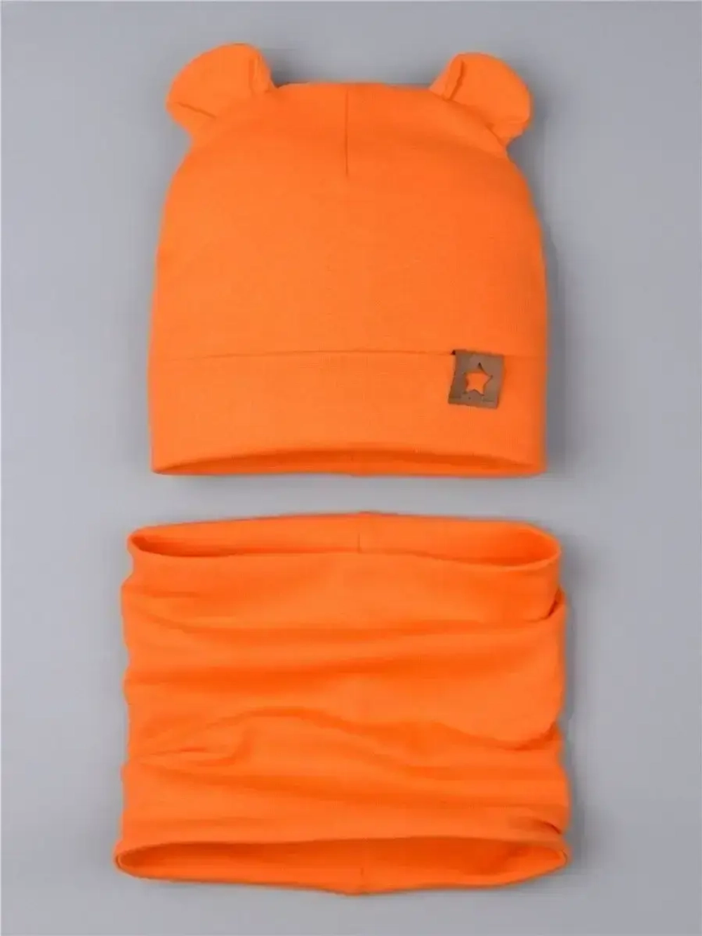 Шапка с ушками осенняя и снуд для детей