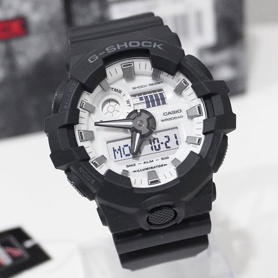 Наручные часы Casio GA-700WD-1A