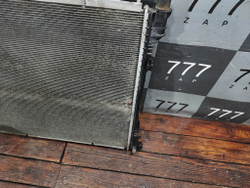 Радиатор двигателя Mercedes GL GLS (X166) 12-19 Б/У Оригинал A0995004603