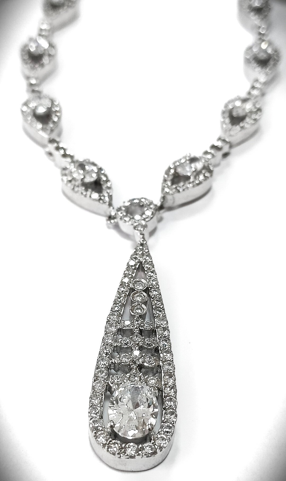 Колье Эстерелла