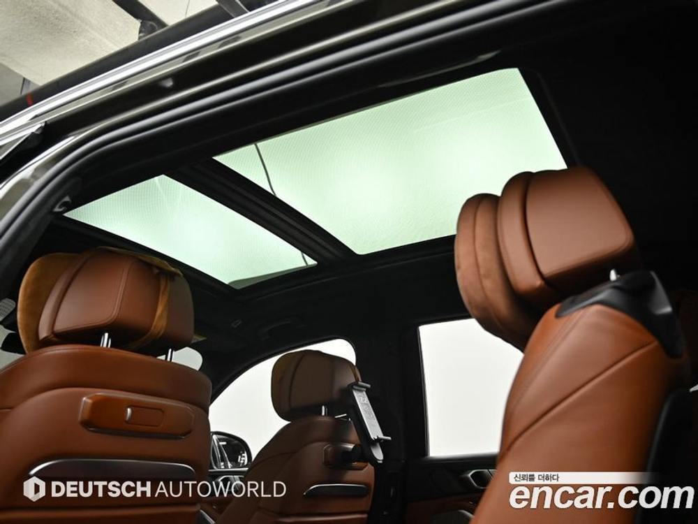 BMW X7 (G07) xDrive 40i Design Pure Excellence 6-и местный (12.2022)