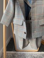 Шерстяной костюм Gucci, 86