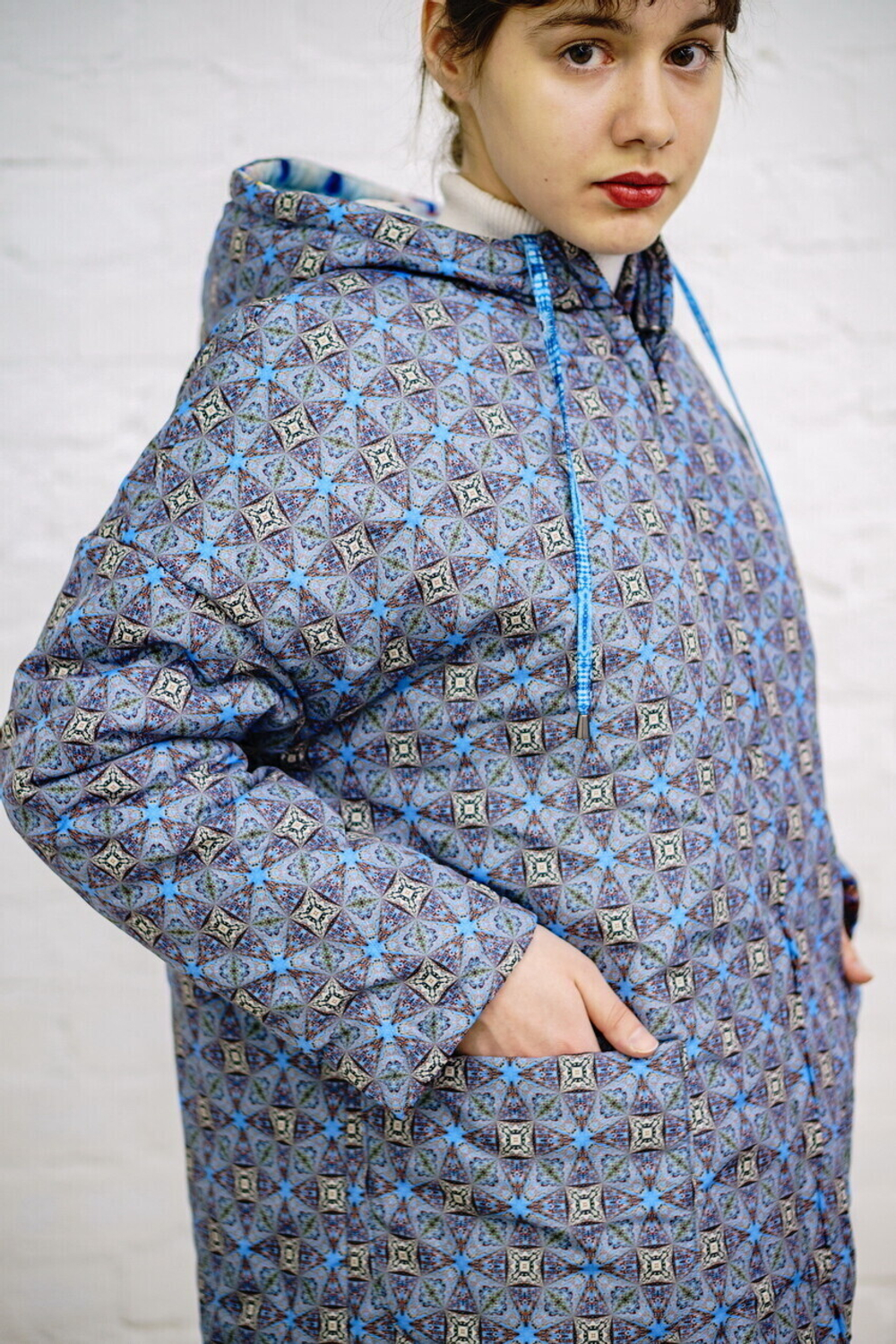 Двусторонняя куртка "Москва Кандинского", по мотивам живописи Василия Кандинского ("Москва. Красная площадь." 1916 г)