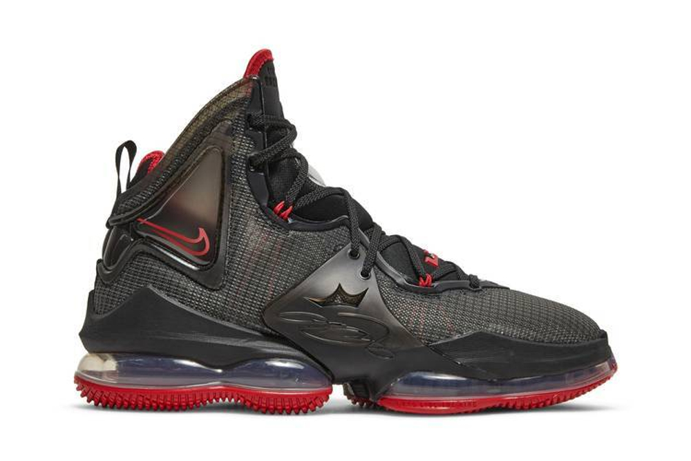 Кроссовки Nike Lebron 19 Ep "Bred" Tpu