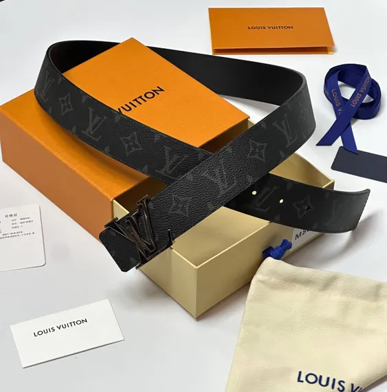 Двухсторонний мужской ремень Louis Vuitton Initiales чёрный