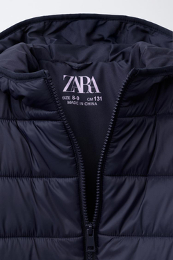 ZARA ЛЕГКАЯ КУРТКА С КАПЮШОНОМ, ЦВЕТ НОЧНОГО НЕБА