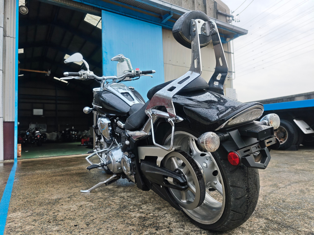 Yamaha XV1900 Raider 052779