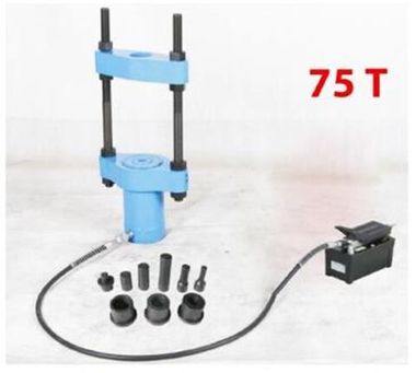 Съемник гидравлический выпрессовщик шкворней 75т с пневмо насосом и комплектом надставок RockForce RF-D1339