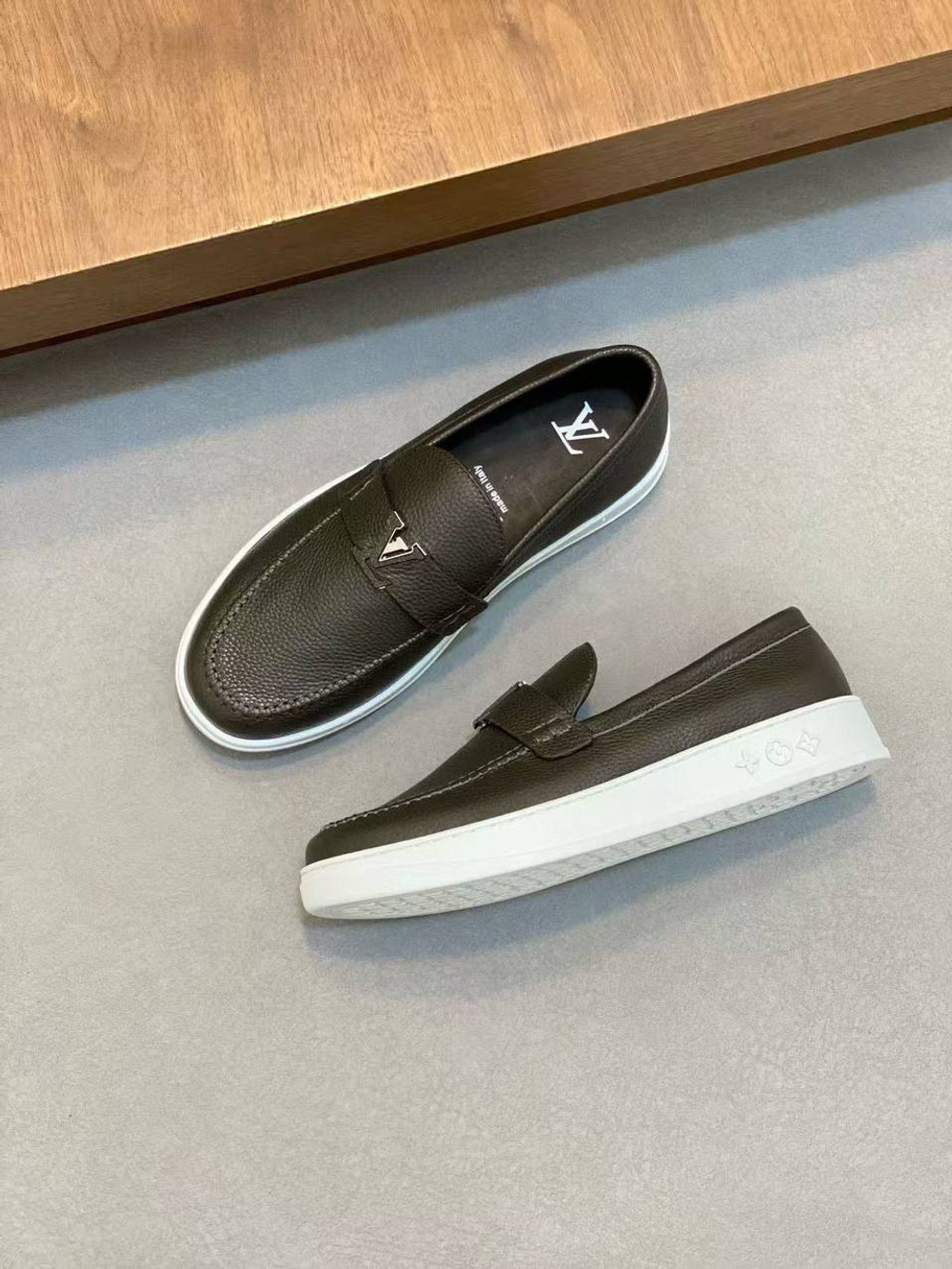 Слипоны Louis Vuitton