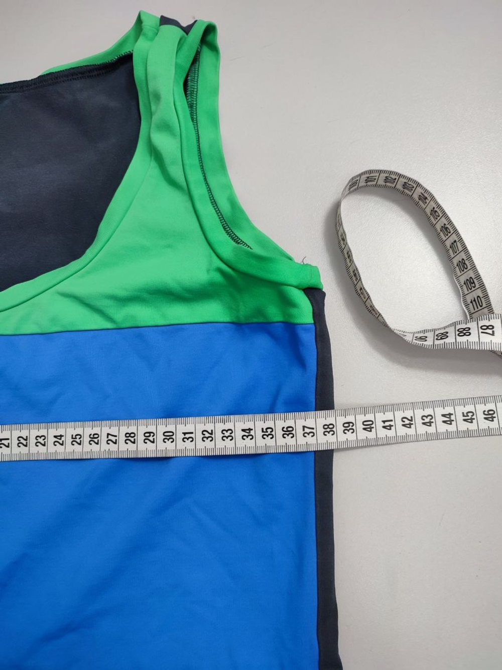 Топ спортивный комбинированный 42-44 размер