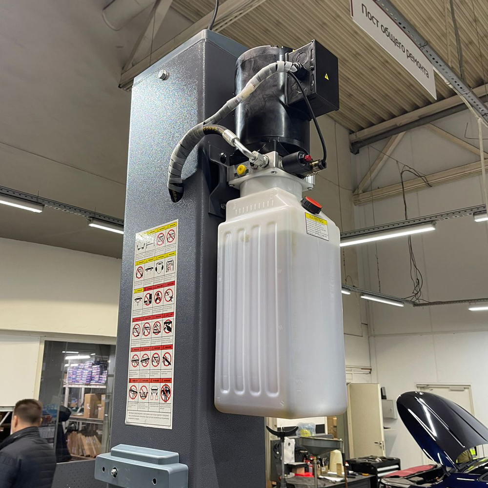 WDK-522E/220 Подъемник двухстоечный с нижней синхронизацией 4 тонны, электр. разбл., 220В