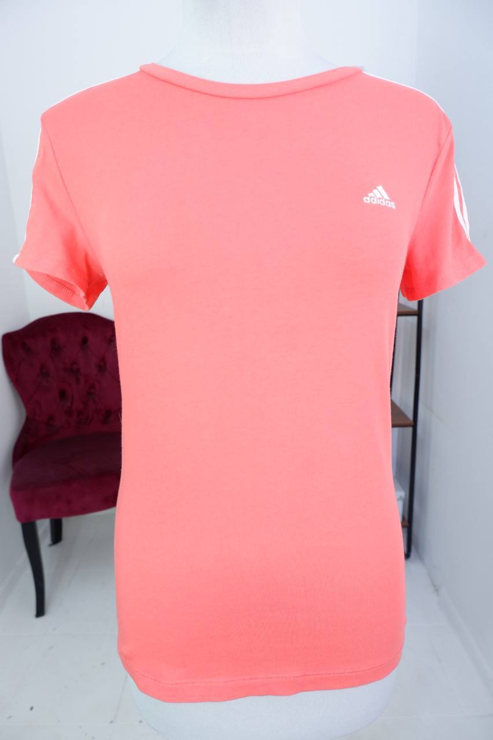 Футболка Adidas спортивная 44 размер