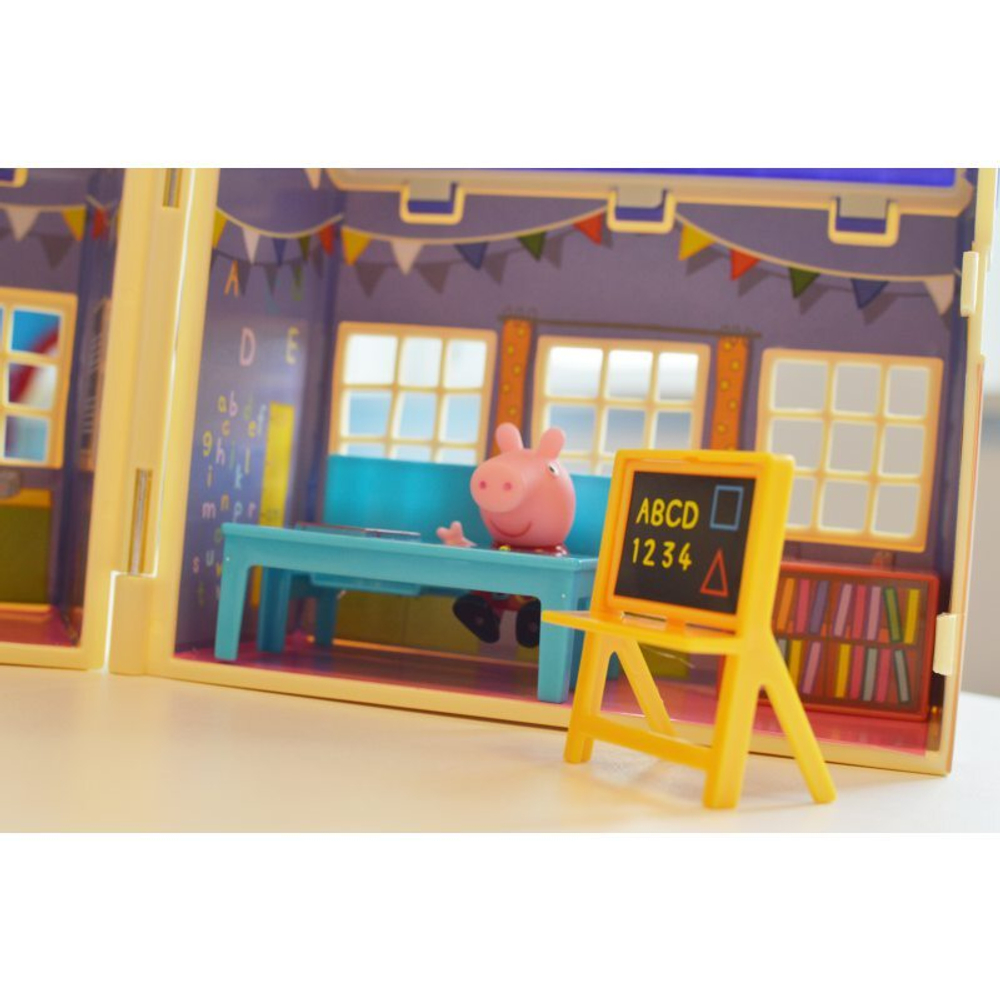 TM Toys Peppa Pig - Большой раздвижной школьный набор + 3 фигурки 92608