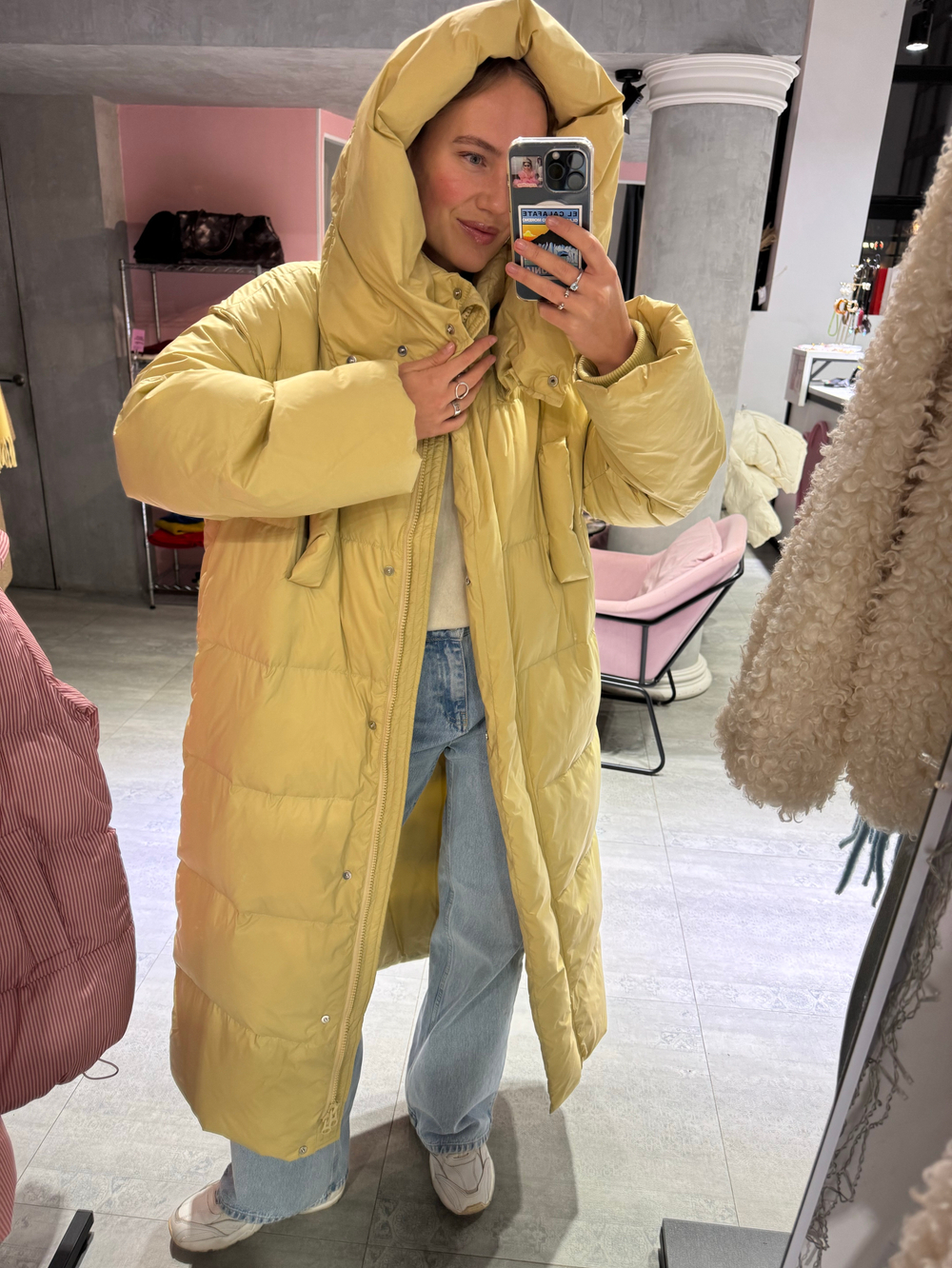 Пуховик Сахалин макси зеленое яблоко