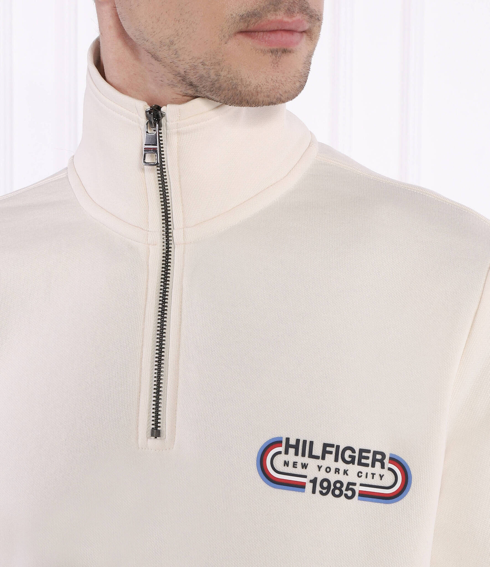 Худи HILFIGER TRACK GRAPHIC HALF ZIP Tommy Hilfiger - кремовый (MW0MW34382)