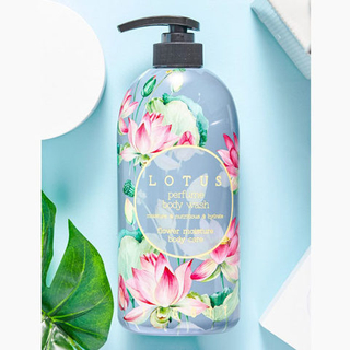 Лосьон для тела с экстрактом лотоса JIGOTT Lotus Perfume Body Lotion 500 мл