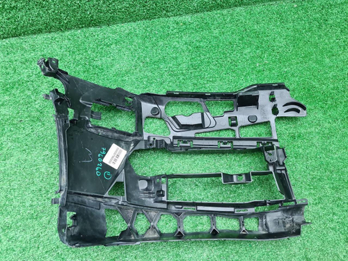 Кронштейн переднего бампера LH BMW 5er G30 (17-20)