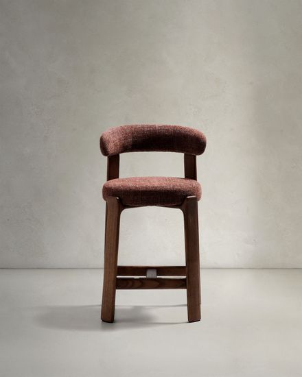 Полубарный стул Granite из коричневой синели и ясеня с отделкой орех 65 см