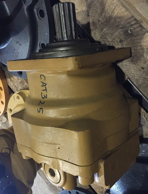 Гидромотор поворота CAT325