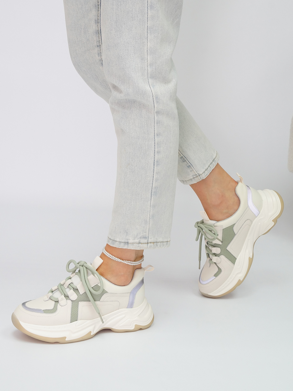 Кроссовки женские демисезонные