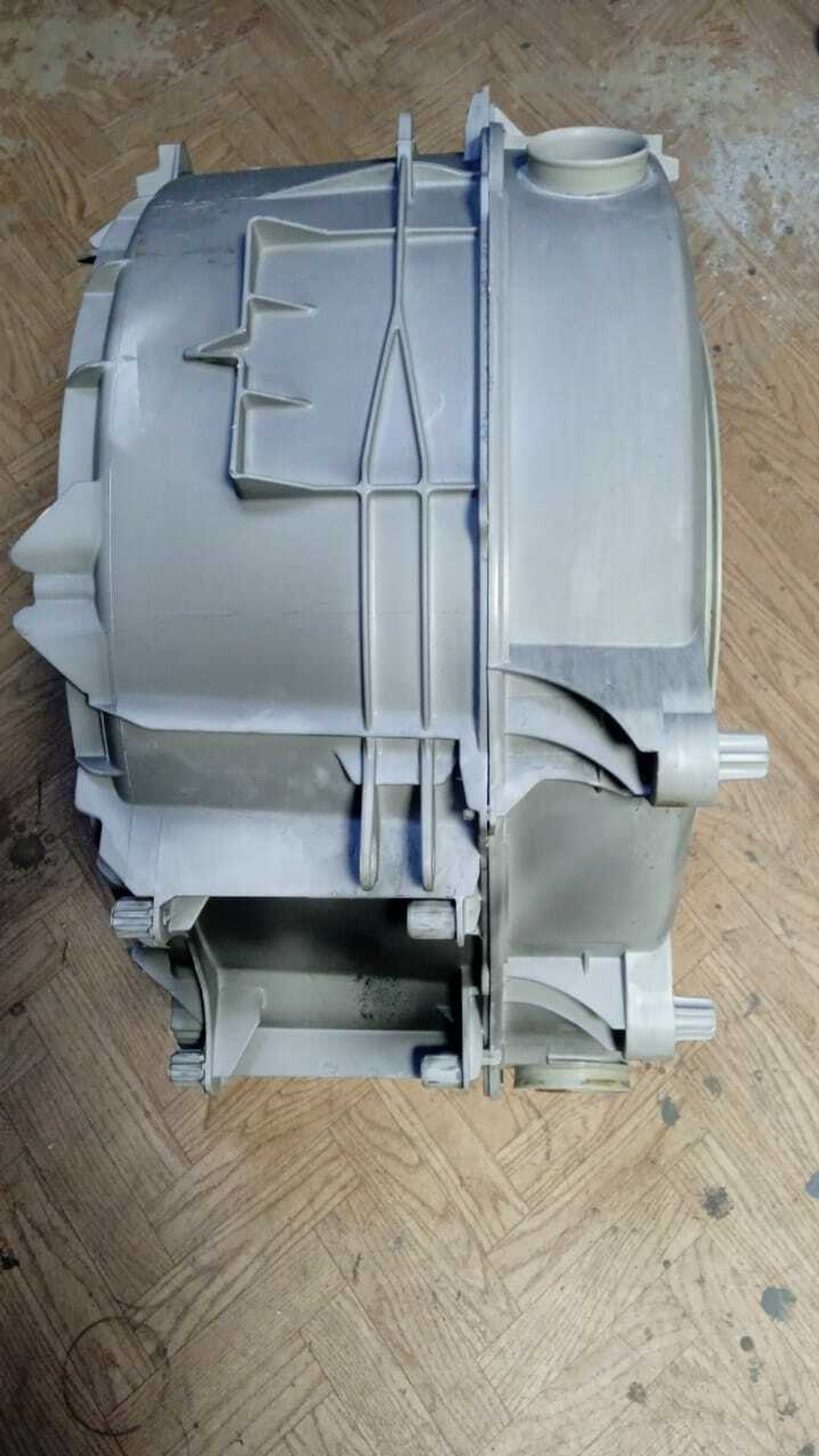 106 Бак в сборе стиральной машины Beko 285860 28212901 б/у