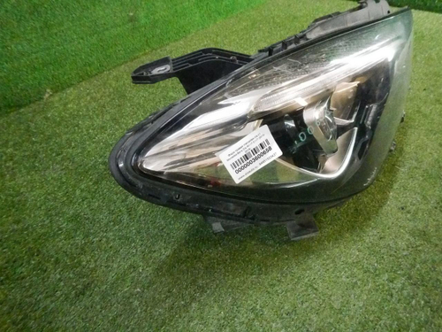 Фара правая Mercedes CLA C117 (2016-2019) LED