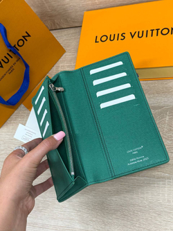 Кошелек Louis Vuitton