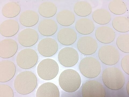 Заглушка самоклеящаяся кремовый светлый 1424 d=20 мм (24 шт.)