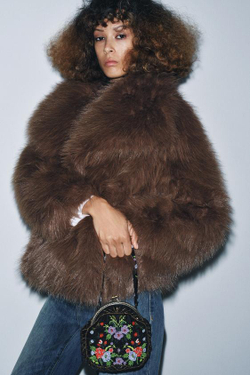 ZARA БАРХАТНАЯ СУМКА С БУСИНАМИ, ЧЕРНЫЙ