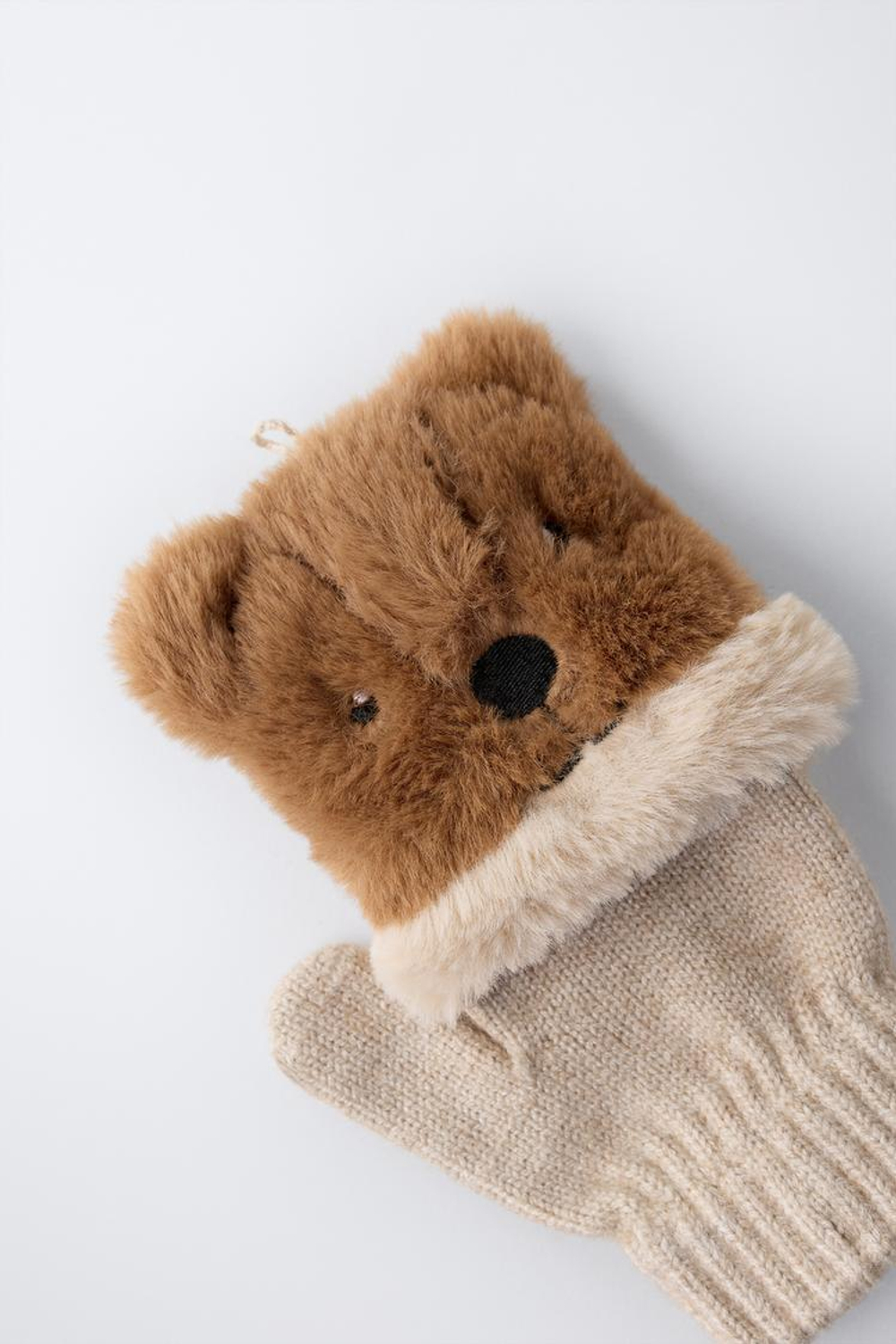 ZARA МИТЕНКИ ИЗ ИСКУССТВЕННОГО МЕХА «БОБЕР», СВЕТЛО-БЕЖЕВЫЙ