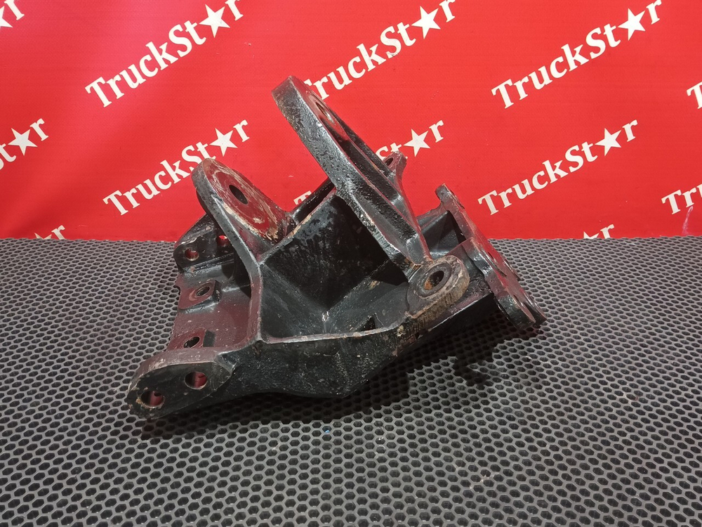 Кронштейн рессоры передней левый 2023г.