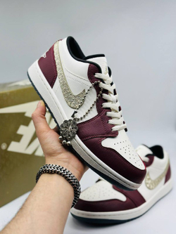 Кроссовки NIKE AIR JORDAN