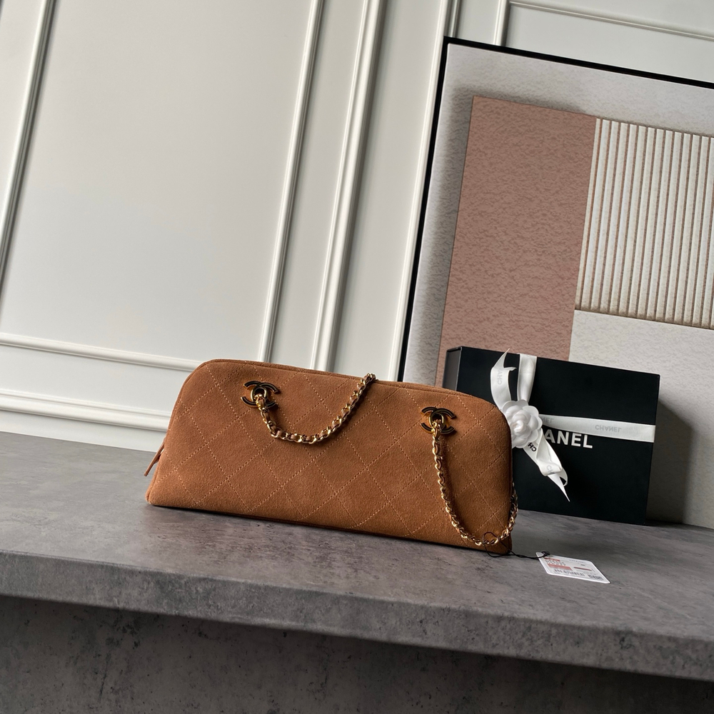 Chanel Bag 32 cm