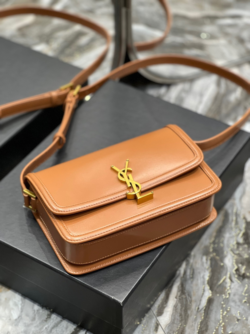 Saint Laurent Solferino 23 cm