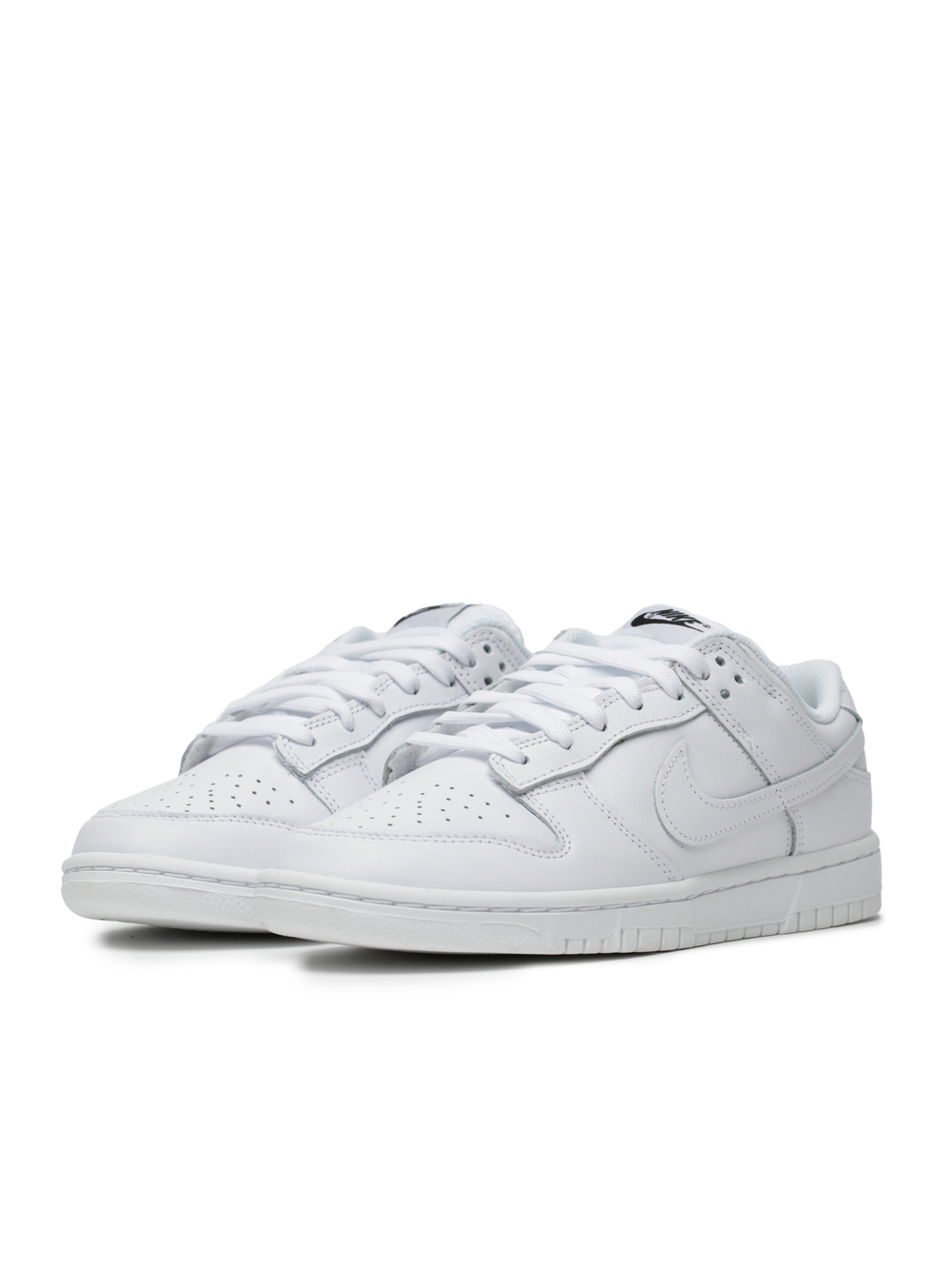 Женские Кроссовки Nike Dunk Low triple White 2021