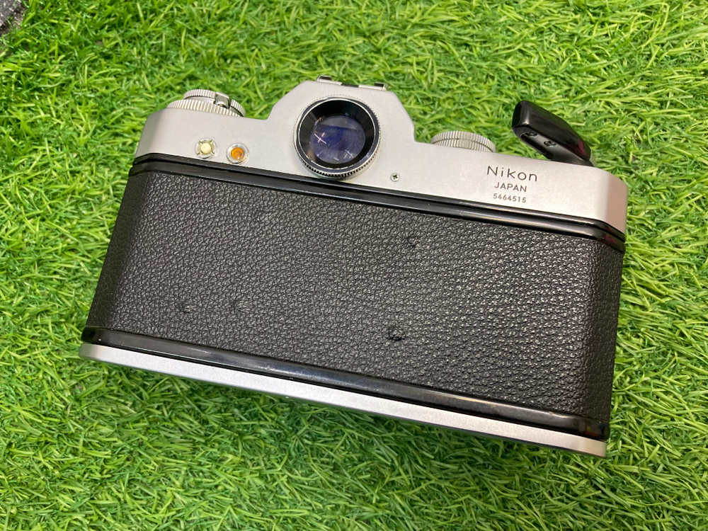 Nikon Nikomat EL Silver