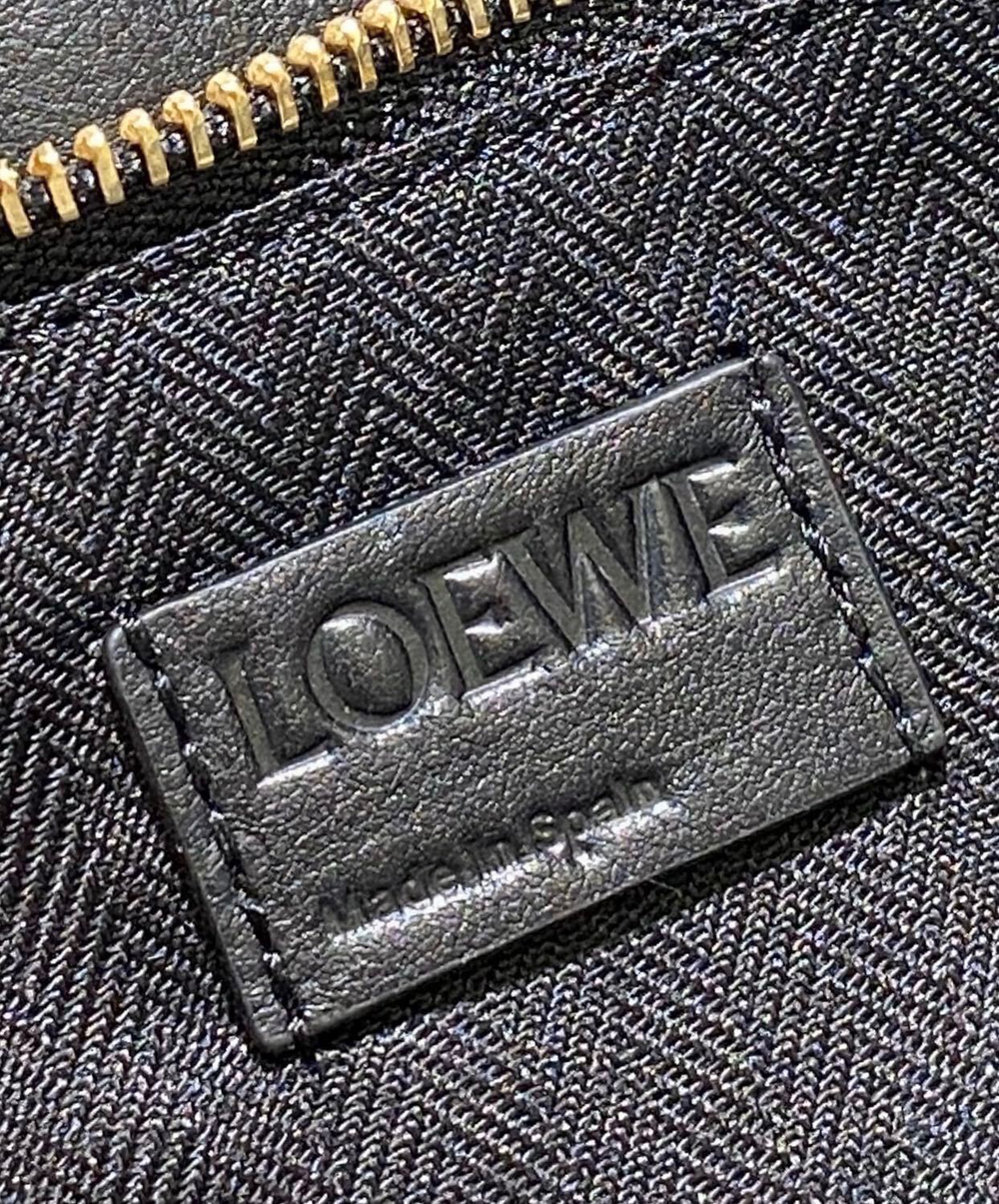 Loewe Puzzle 29 cm