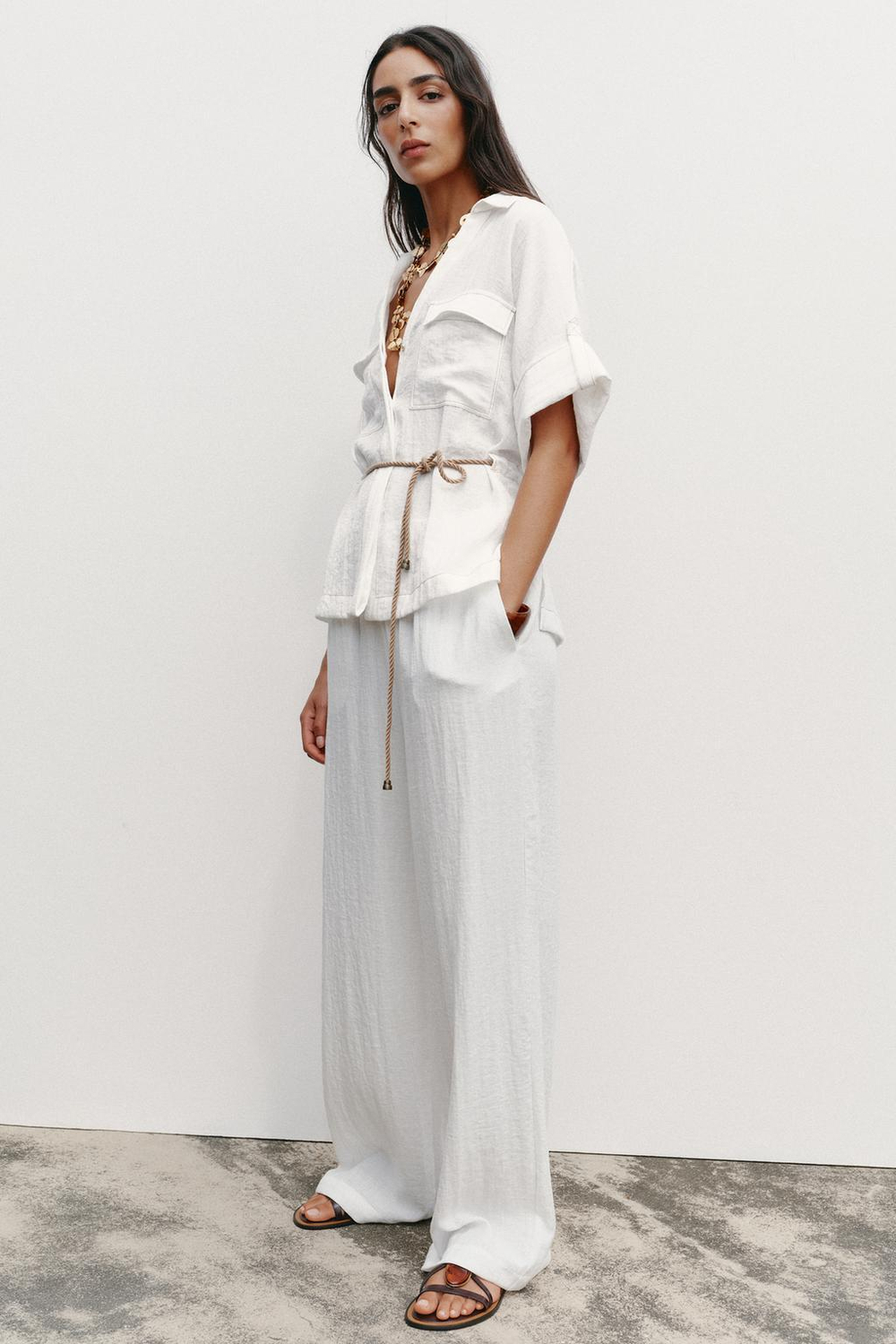 ZARA РУБАШКА САФАРИ С ПОЯСОМ, ЖЕЛТОВАТО-БЕЛЫЙ