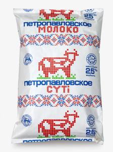 Молоко Петропавловское 2,5% м/у 0,9 л