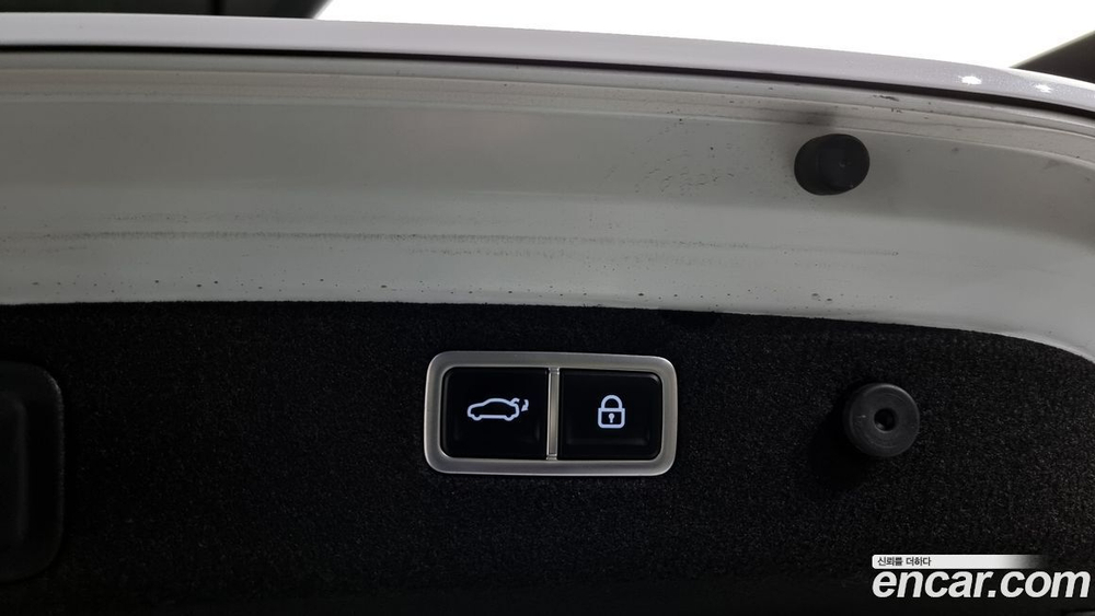 Genesis The New G70 Бензин 2.0T 4WD (12.2022)