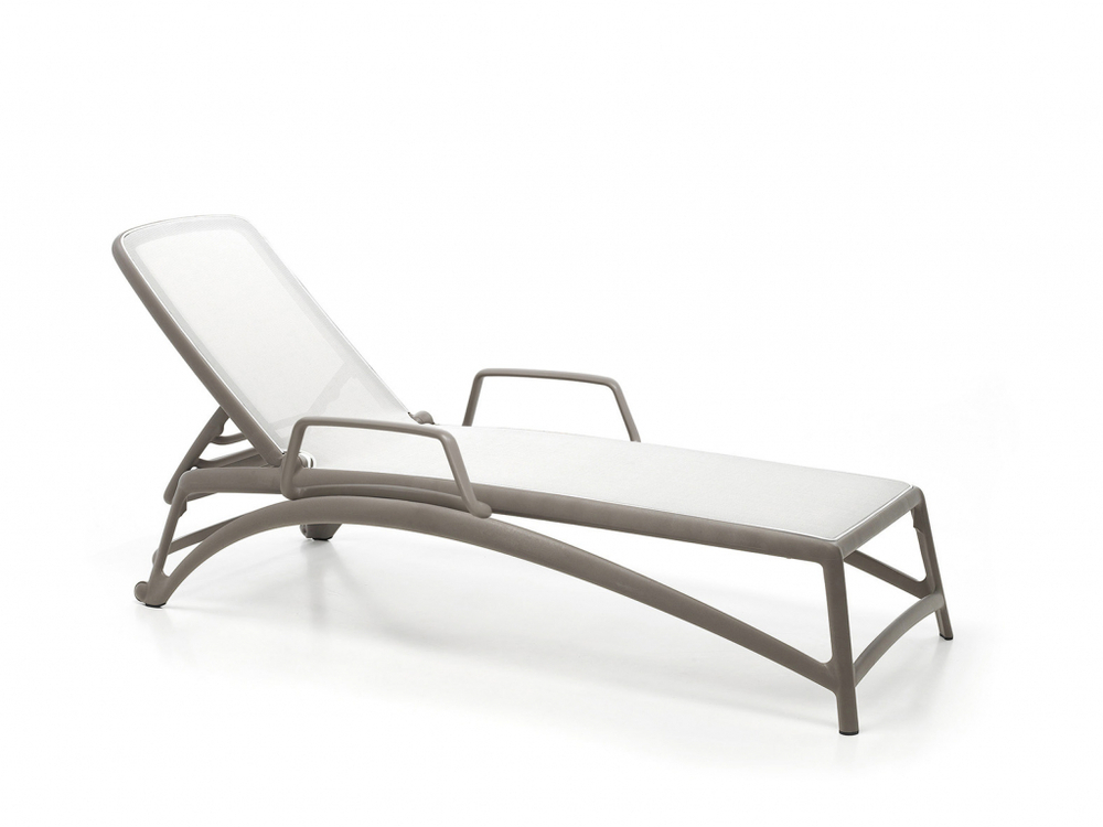 Шезлонг лежак пластиковый Nardi Atlantico, тортора, белый