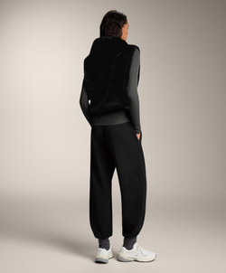 Oysho Жилет из искусственного меха с капюшоном, черный