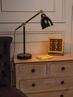 Светильник настольный классический