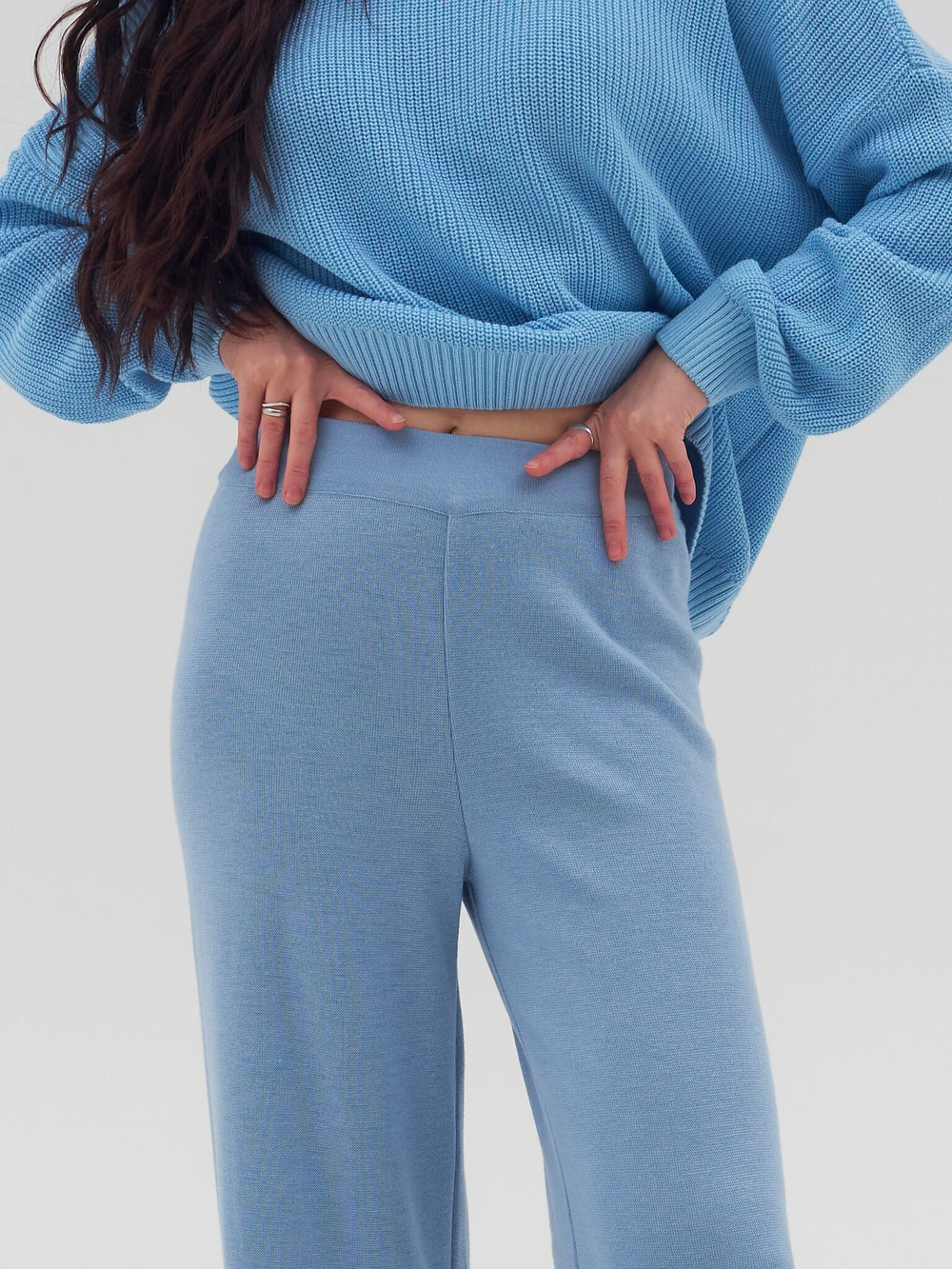 Брюки вязаные