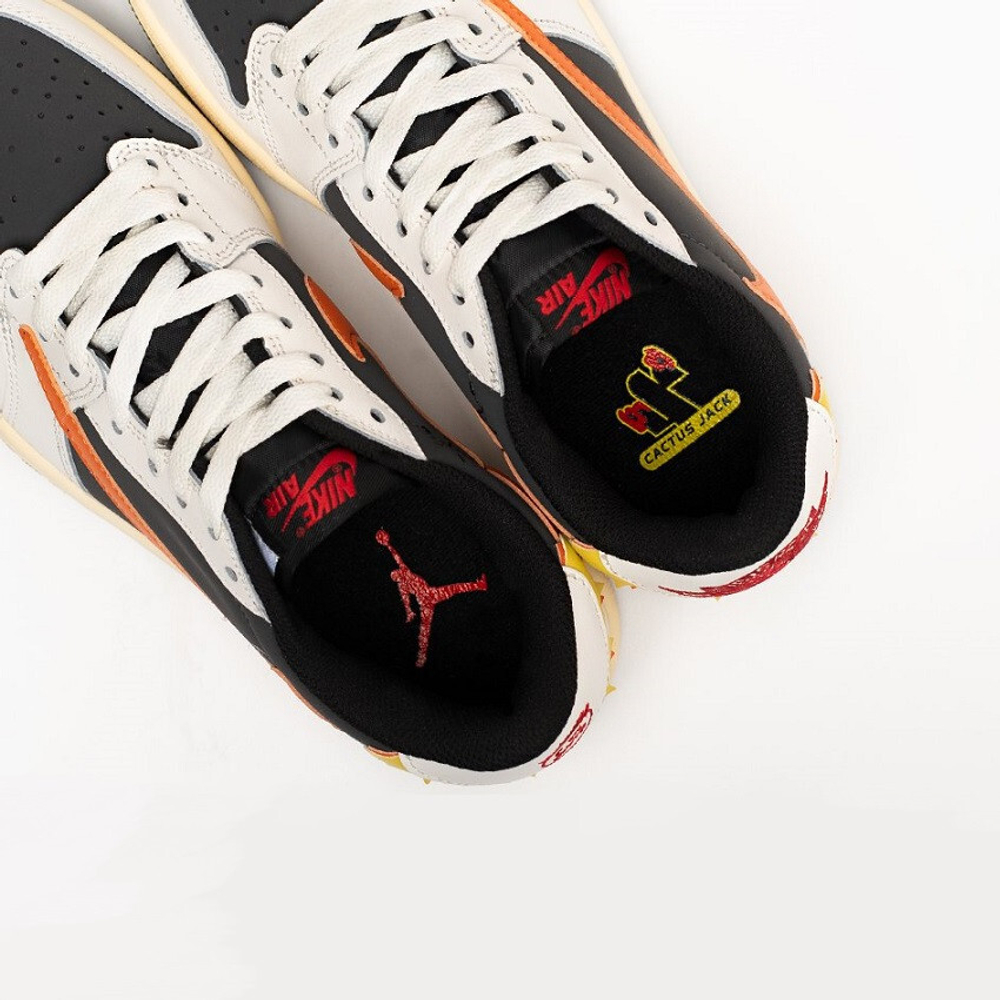 кроссовки Air Jordan 1 Low x Travis Scott White / Grey / Orange