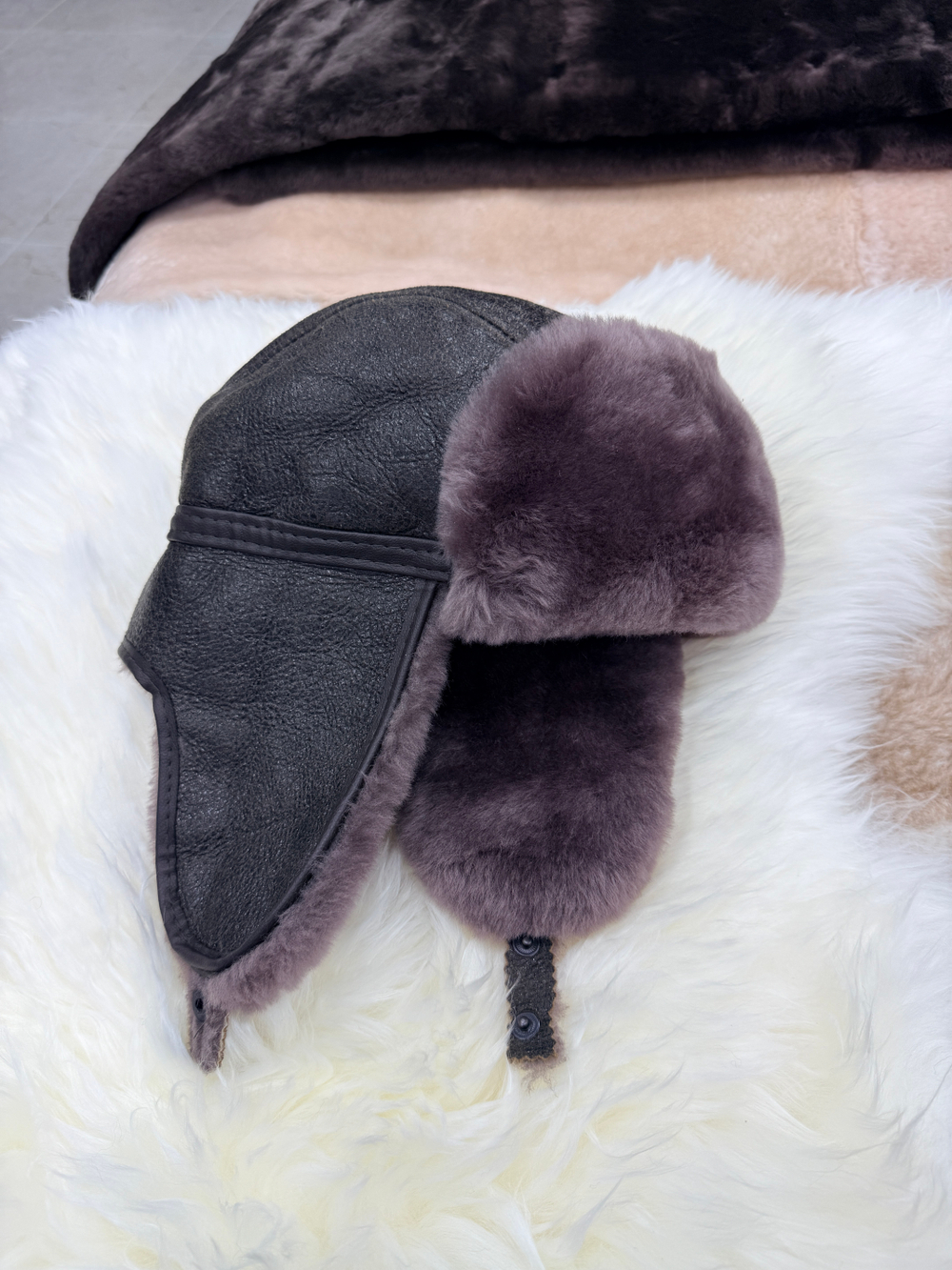 Шапка из натуральной овчины