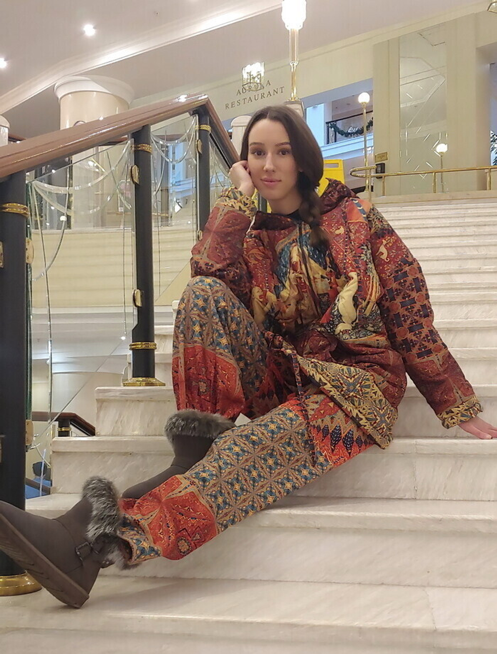 Куртка "Дама с Единорогом", средневекового фламандского гобелена «Моё единственное желание» из серии гобеленов "Дама с Единорогом"