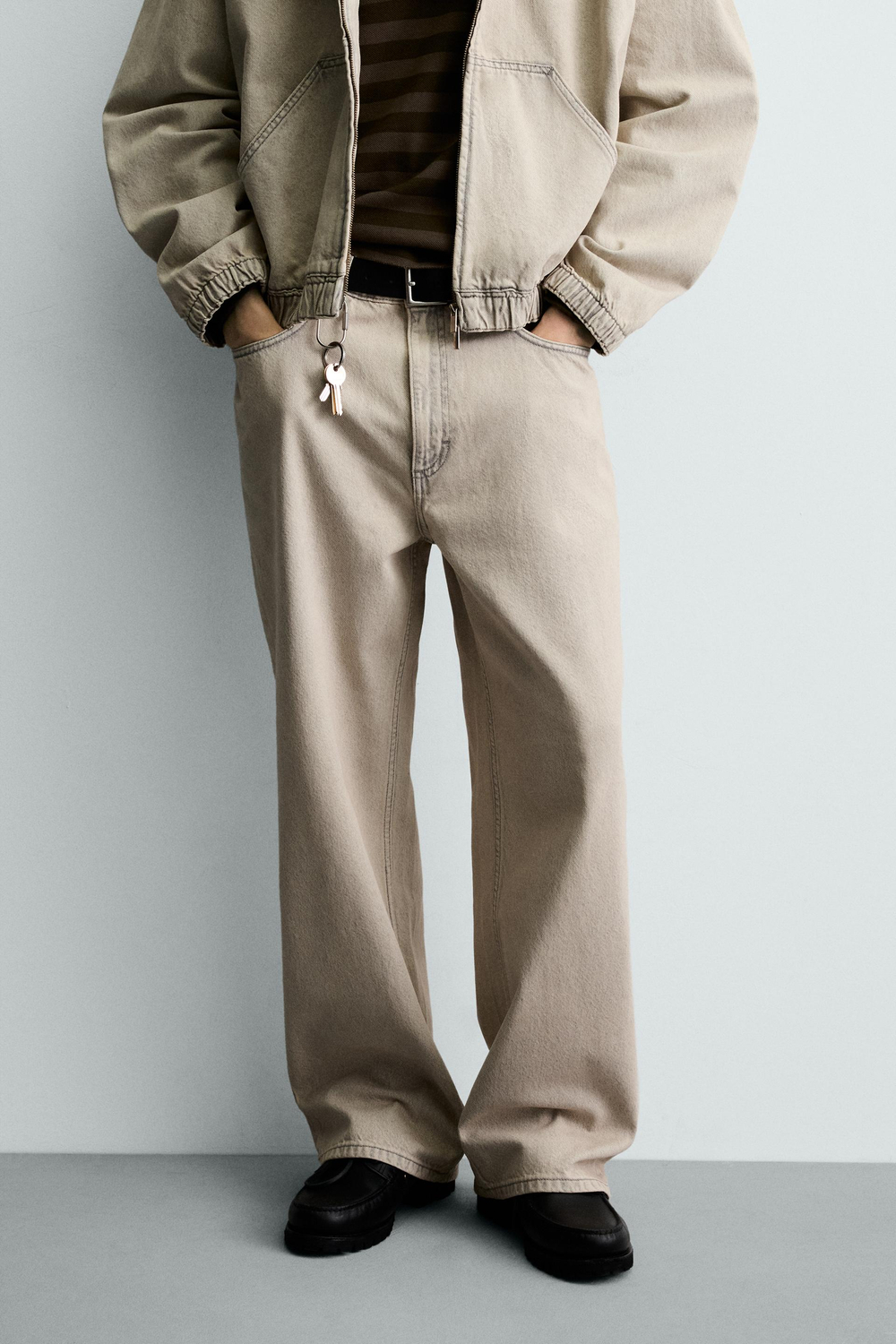 ZARA ДЖИНСЫ СВОБОДНОГО КРОЯ, ЭКРЮ/КОРИЧНЕВЫЙ