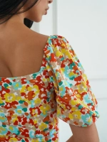 Летнее платье короткое в цветочек