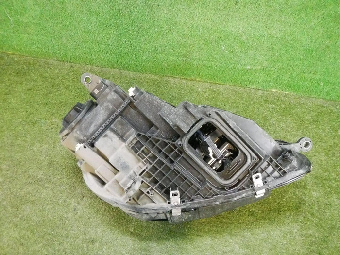 Фара левая Mercedes GLE V167 (2018-2024) LED